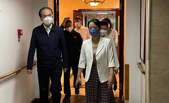 24. 副省长刘凯一行到亲亲园发展调研工作_副本.jpg