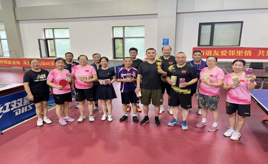 5.ng电子游戏南山乒乓球社群夏季乒乓球集体交谊赛_副本.jpg