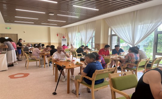 2024年8月10日，养老公司“亲亲邻里食堂”盛大开业_副本.jpg